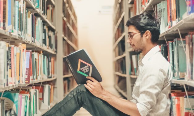 L&rsquo;aventure post-Bac Pro Commerce: Deviens le Négociateur Ultime!