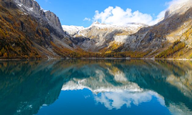Le lac bleu de Guizengeard en charente