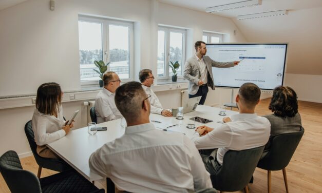 Comment le score de satisfaction client (CSAT) devient un levier stratégique